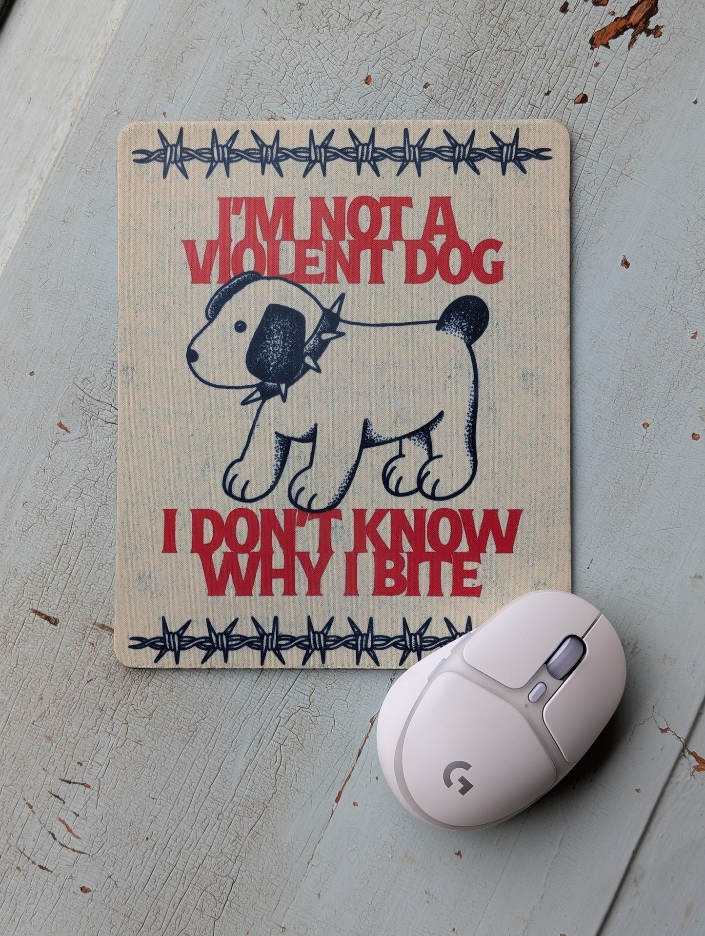 Not a Violent Dog Mouse Pad – Smooth Non-Slip Desk Mouse Pad (8.5 x 7.1 in)