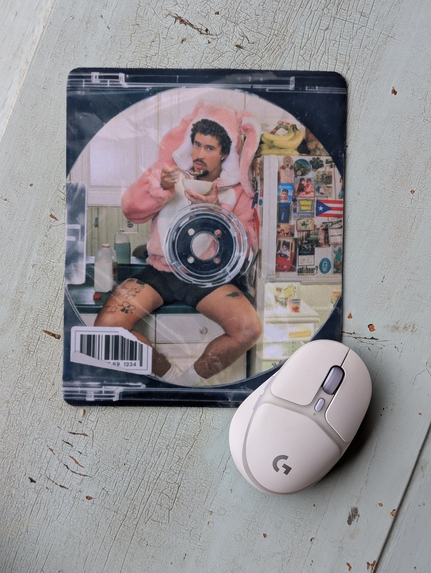 Benito CD Mouse Pad – Smooth Non-Slip Desk Mouse Pad (8.5 x 7.1 in)