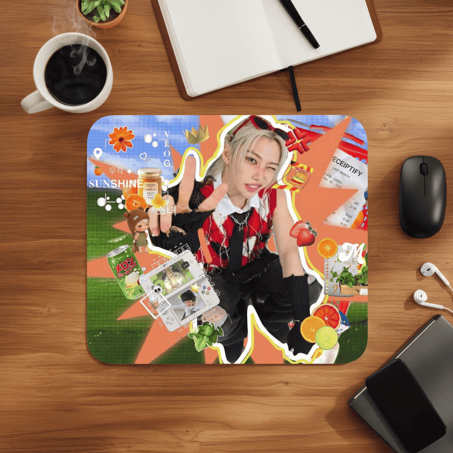 Felix Skz– Smooth Non-Slip Desk Mouse Pad (8.5 x 7.1 in)
