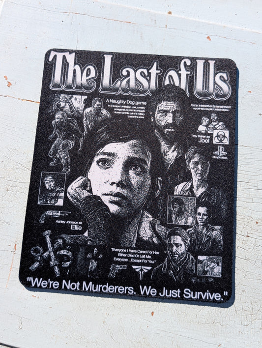 Zombie Survival Game Mouse Pad – Smooth Non-Slip Desk Mouse Pad (8.5 x 7.1 in)